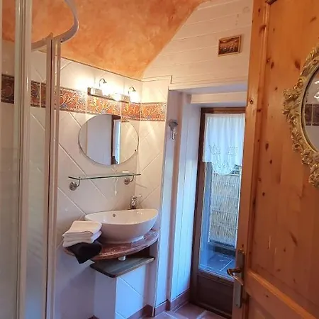 Le Castellou فندق مبيت وإفطار كونك