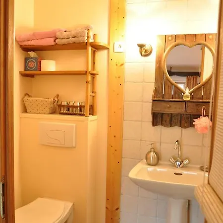 Le Castellou فندق مبيت وإفطار كونك