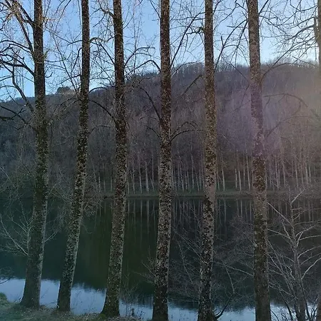 Le Castellou Frühstückspension Conques