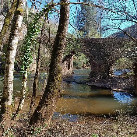 Le Castellou * Conques