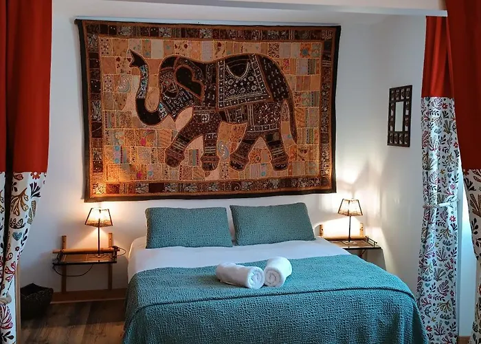 ベッド・アンド・ブレックファスト Le Castellou