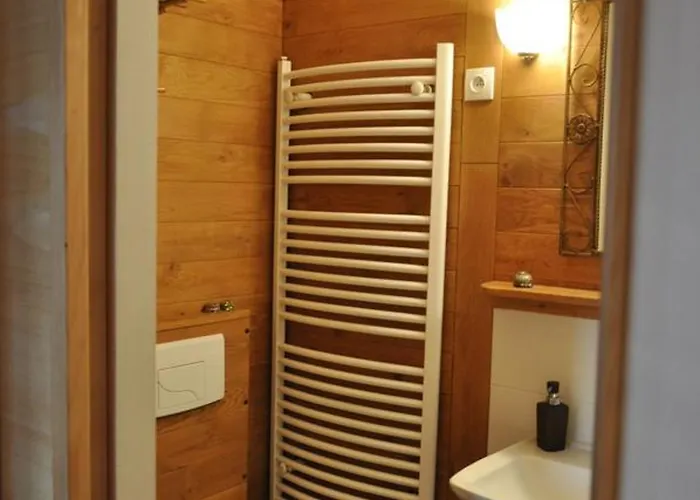 ベッド・アンド・ブレックファスト Le Castellou *